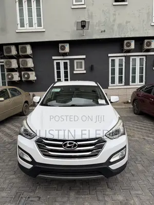 Hyundai Santa Fe 2015 White