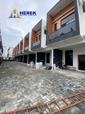 3bdrm Duplex in General Paint, Sangotedo for sale