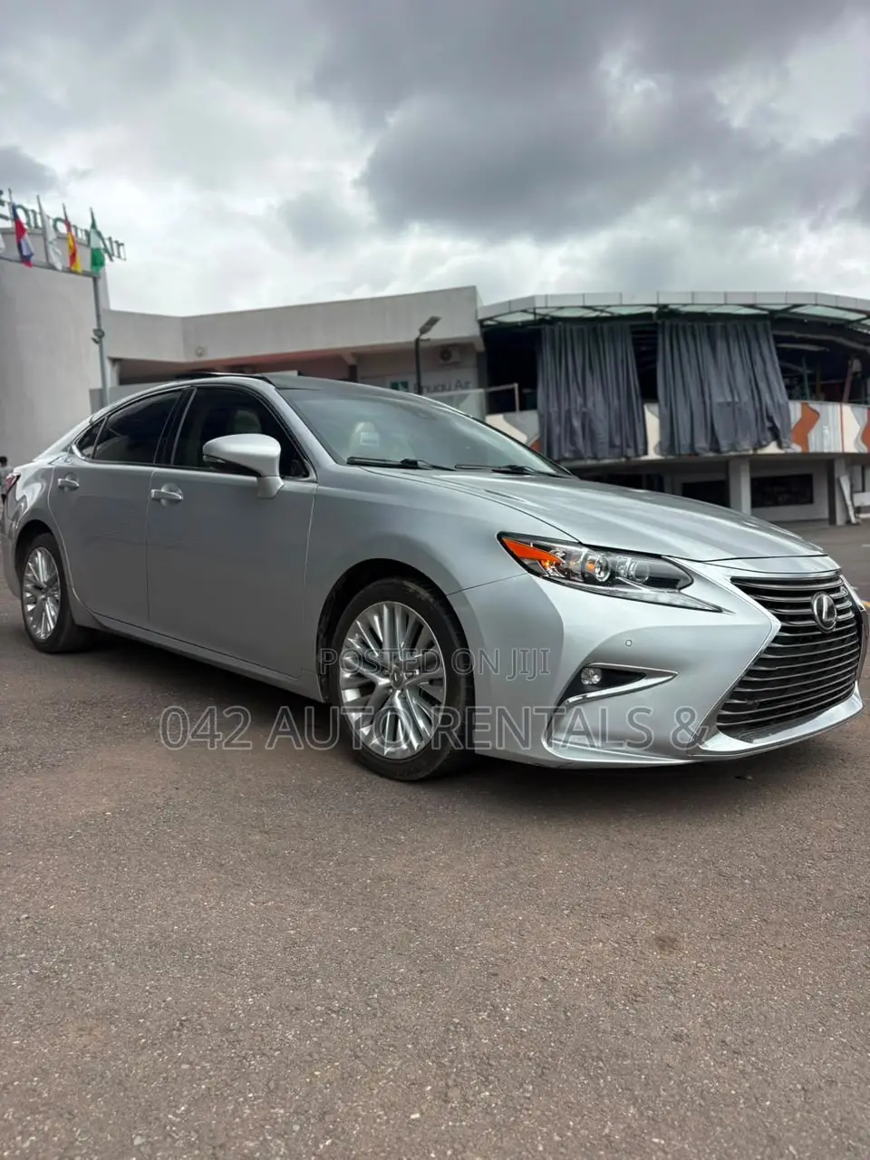 Lexus ES 2016 Silver