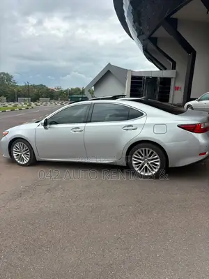 Lexus ES 2016 Silver