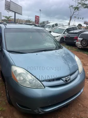 Toyota Sienna LE FWD 2006 Blue