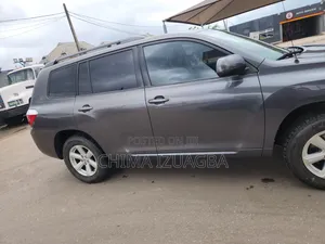 Toyota Highlander 2010 Gray