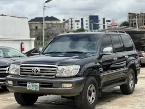 Toyota Land Cruiser 2006 Black