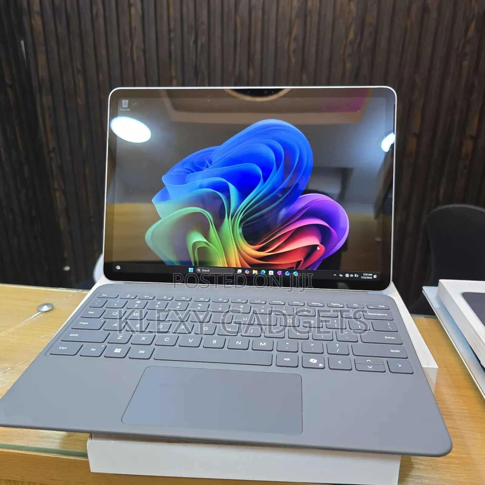 New Laptop Microsoft Surface Pro Copilot+ PC 12 16GB SSD 256GB