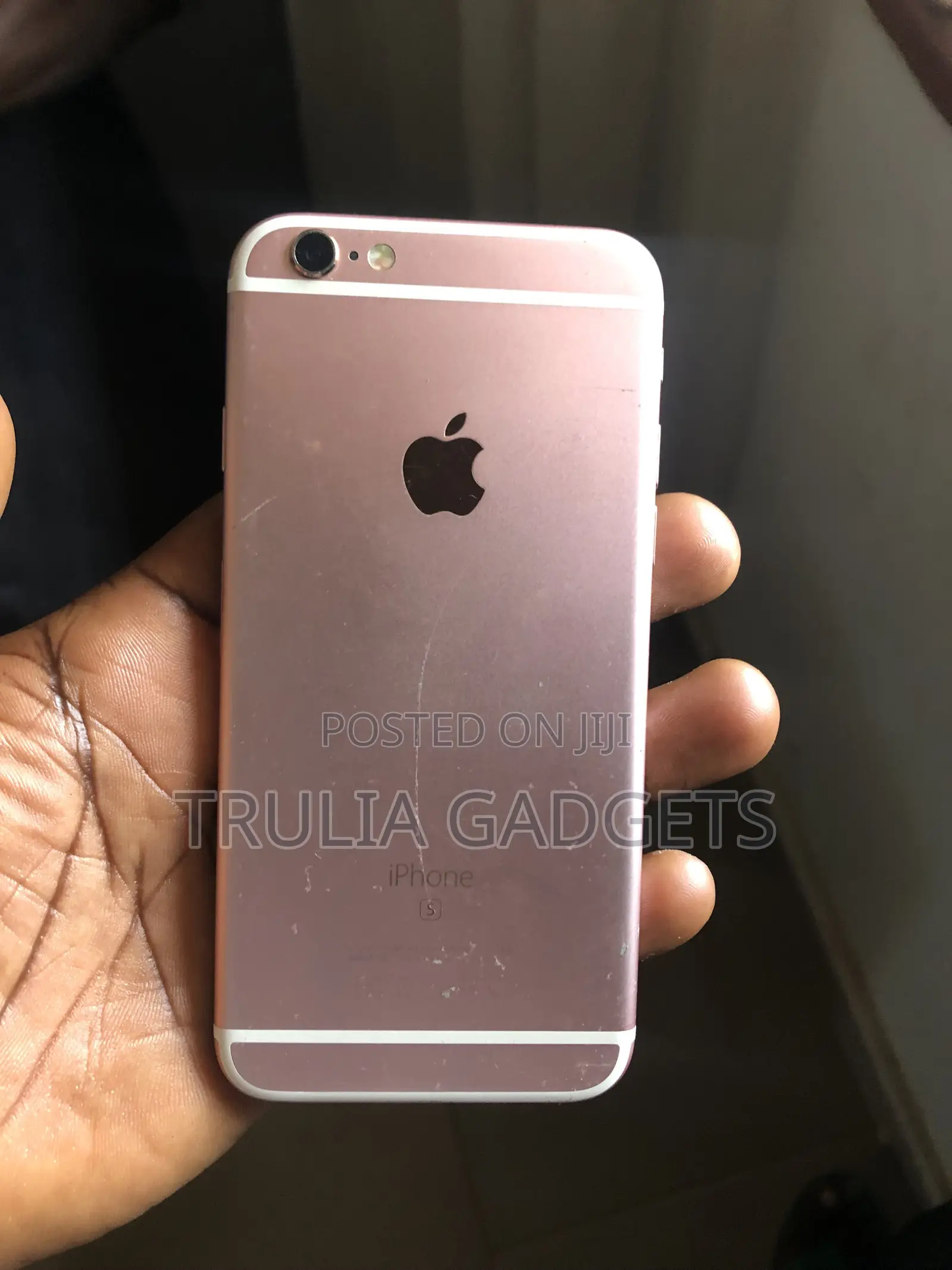 Apple iPhone 6s 64 GB Pink