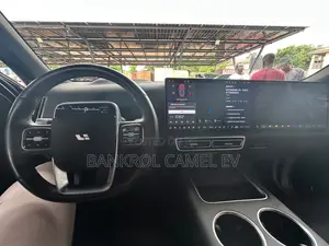 New Li Auto L9 1.5 Hybrid AWD 2025 Black