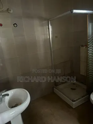 1bdrm Apartment in Kings Albay, Ikota for rent