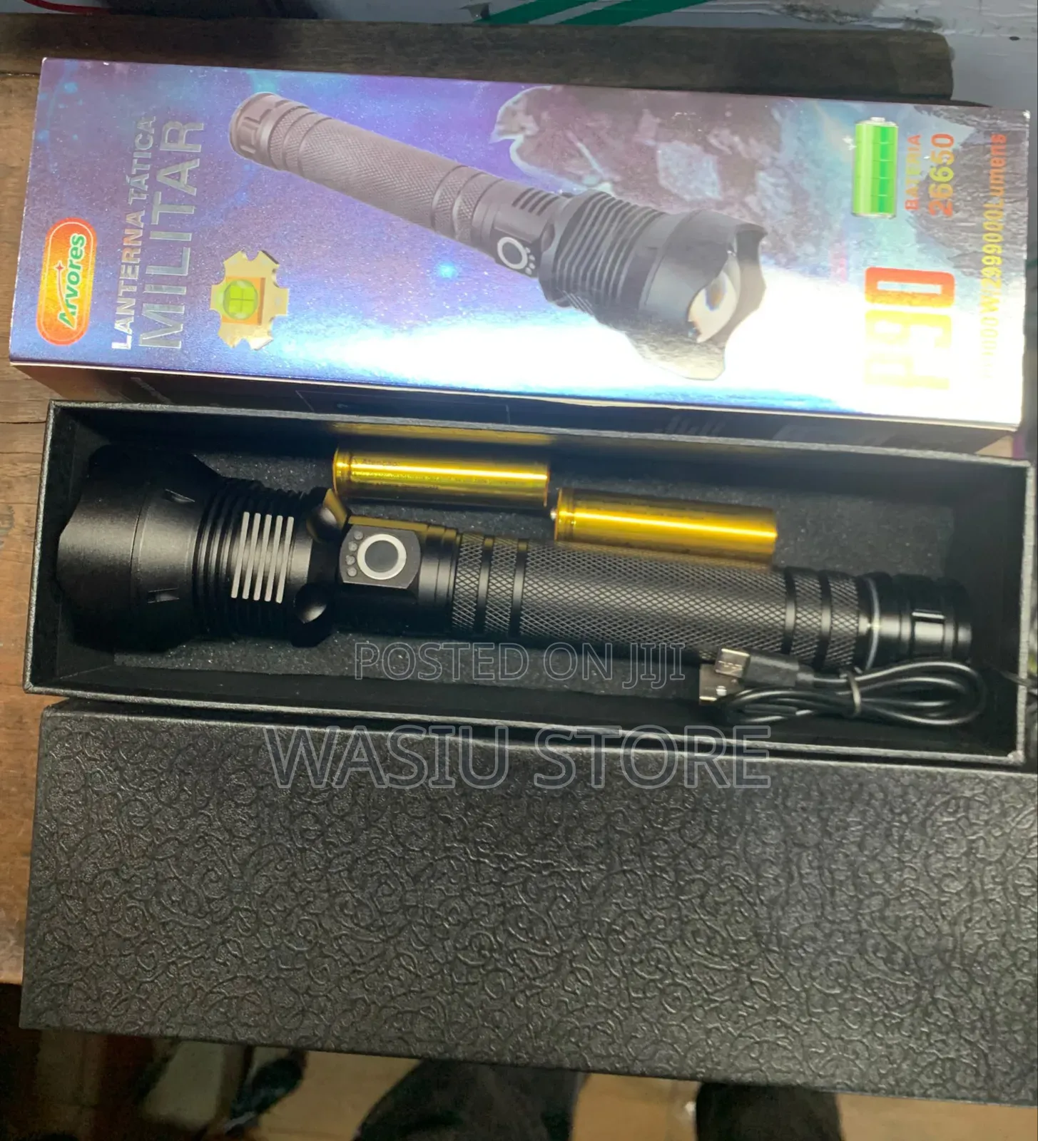 HL P90 Militar Rechargeable Torch Light