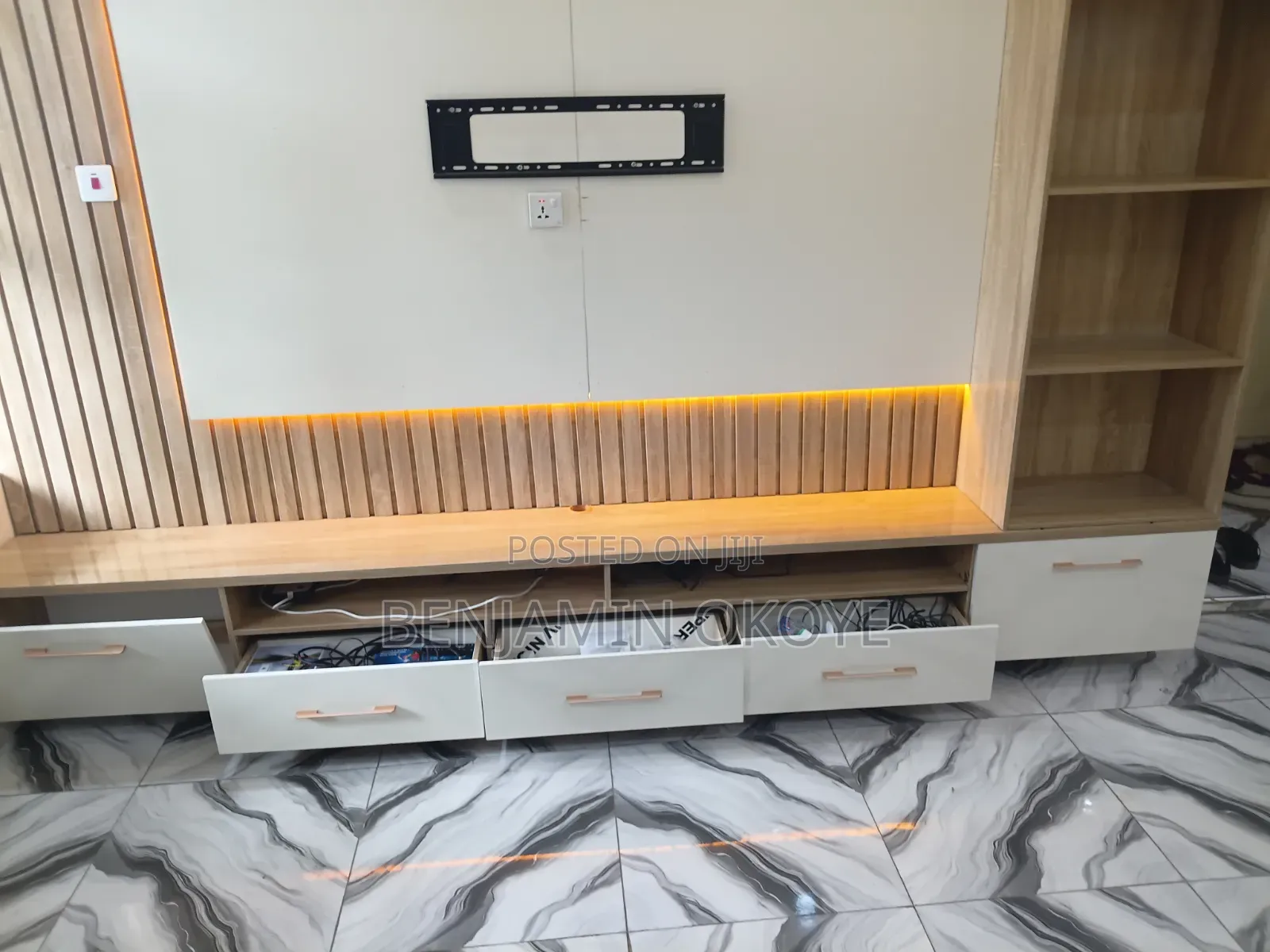 TV Console