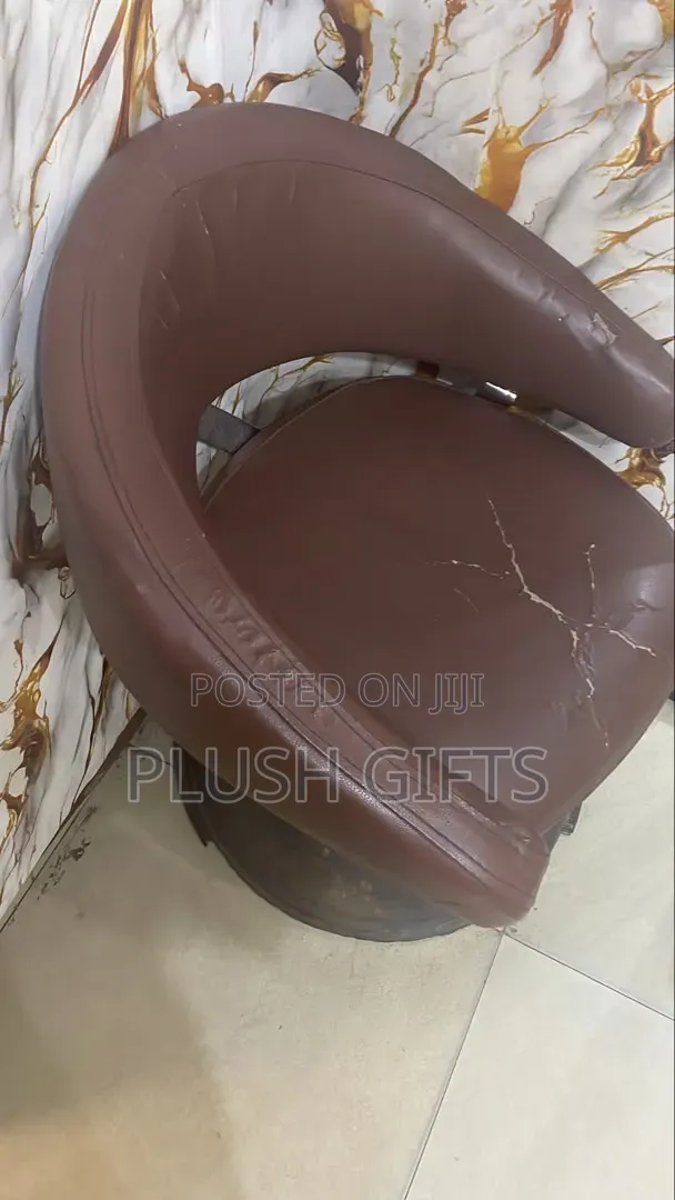 Saloon/Bar Stool Chair