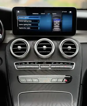 Mercedes-Benz GLC-Class 2020 Red