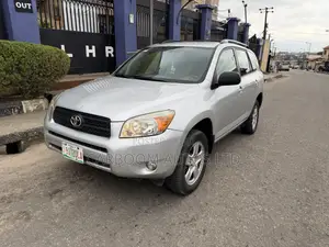 Toyota RAV4 2008 Silver