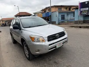 Toyota RAV4 2008 Silver