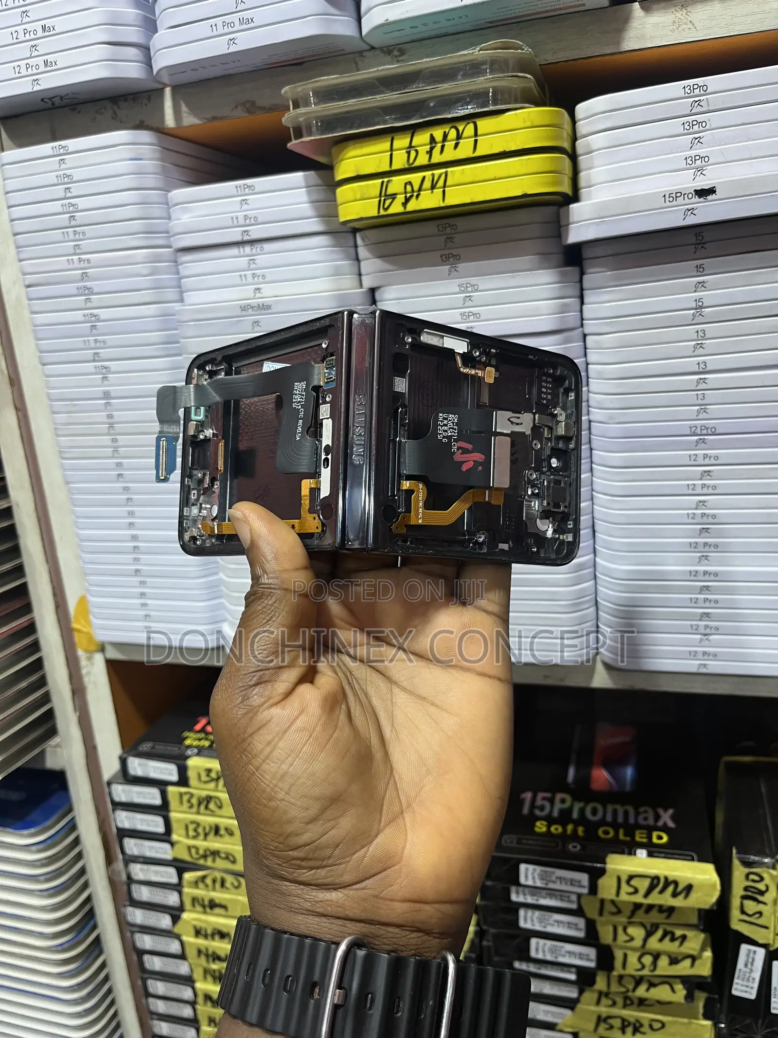 Flip 4 Screen