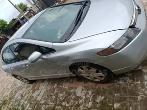 Honda Civic 1.8 LX-S Automatic 2009 Silver