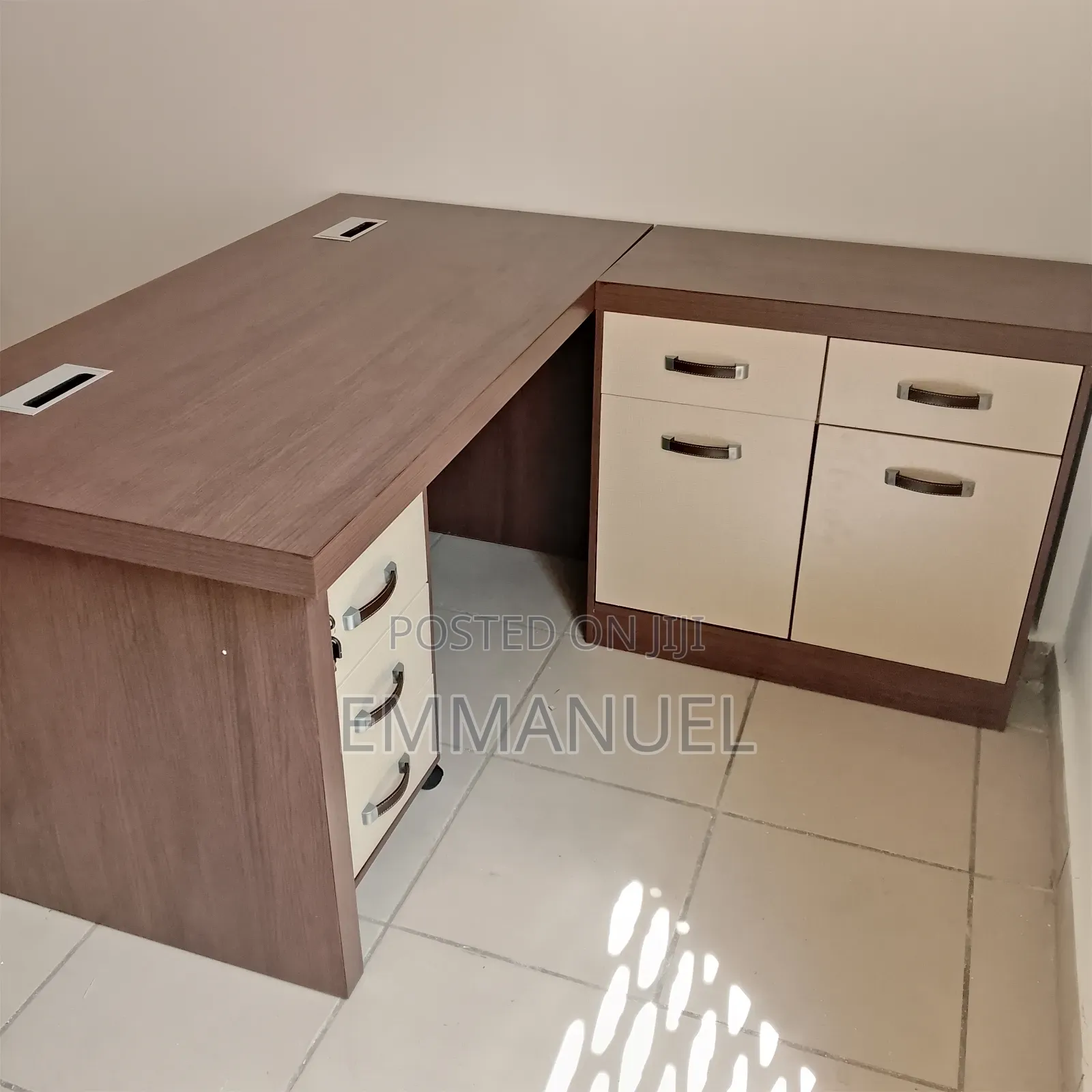 Executive Office Table With Extension