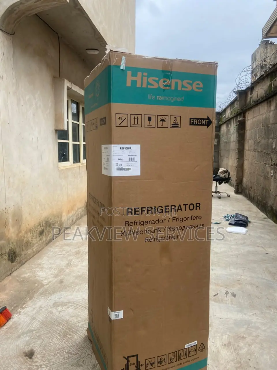 Hisense 360L Refrigerator Large Door Shelf Design