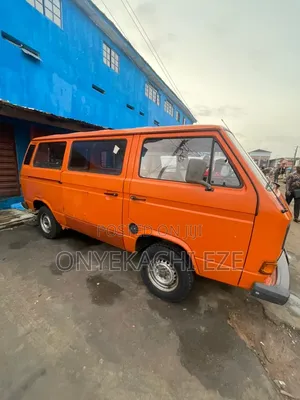 Volkswagen Transporter 2003 Orange