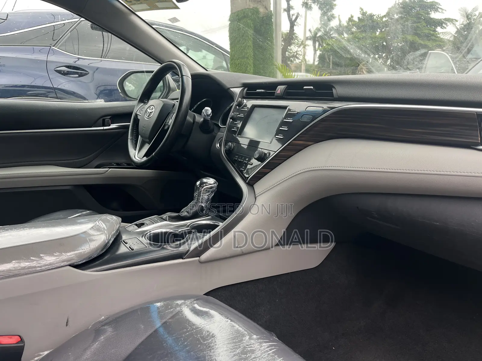 Toyota Camry 2018 White