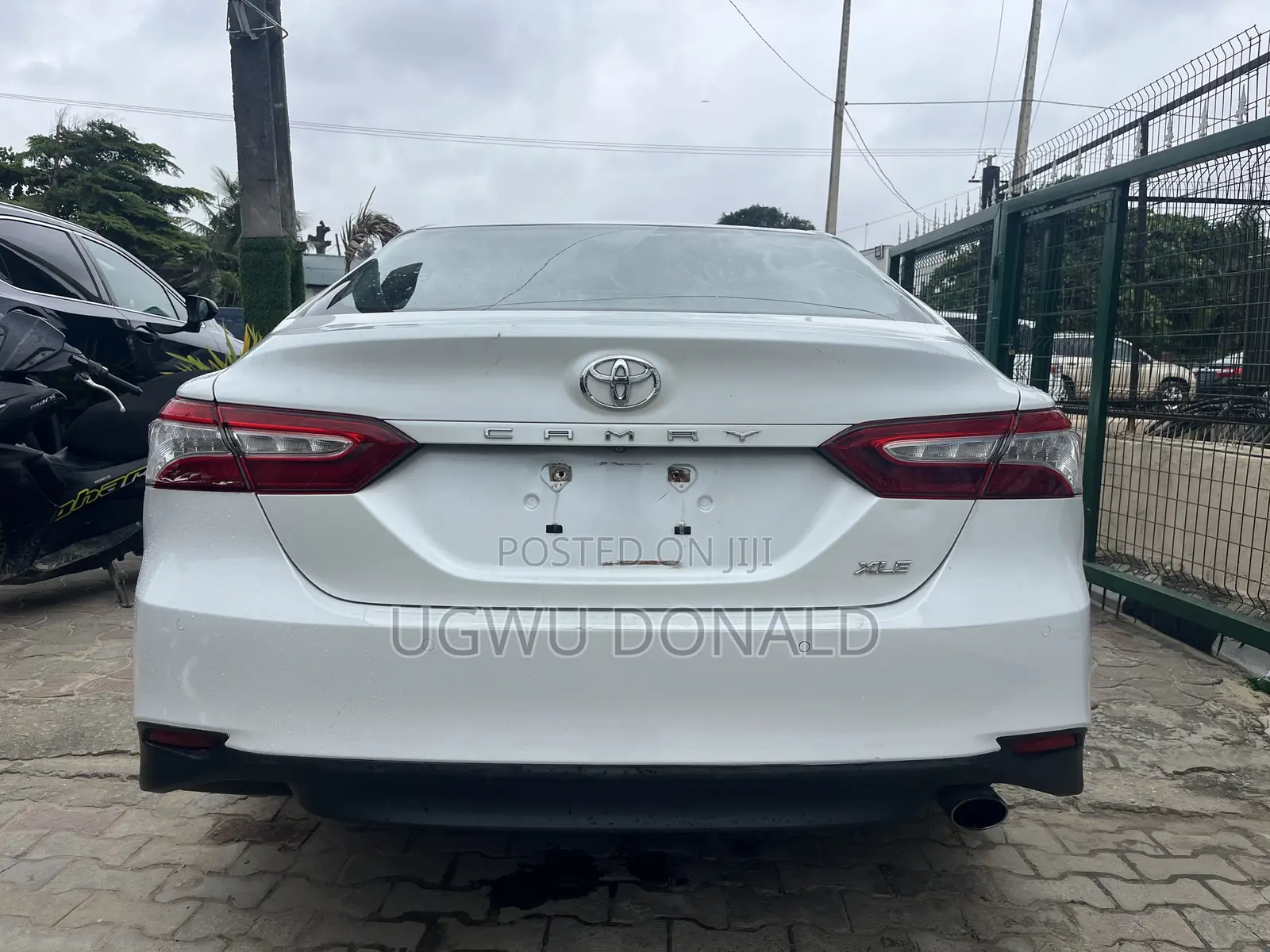 Toyota Camry 2018 White