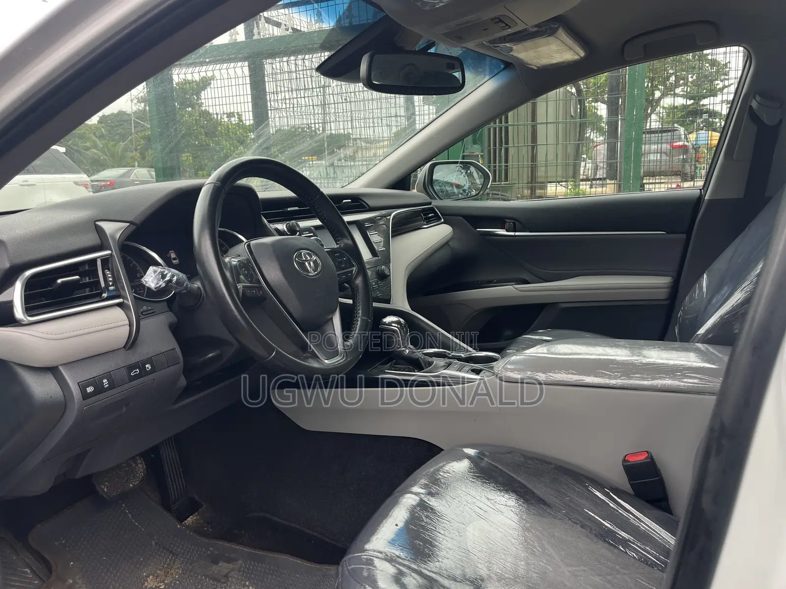 Toyota Camry 2018 White