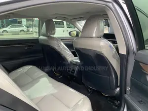 Lexus ES 350 FWD 2015 Gray