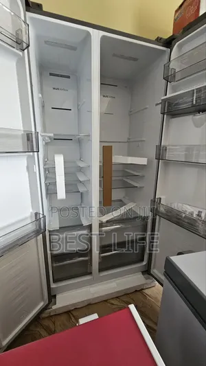Hisense 541L Side-by-Side Refrigerator