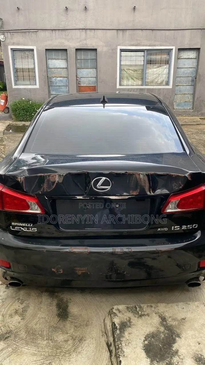 Lexus IS 250 2010 Black