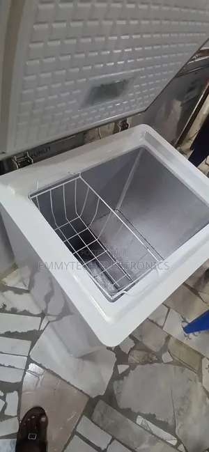 Skyrun Deep Freezer 100Ltrs