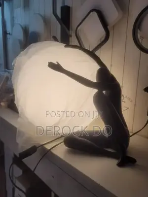 Humanoid Sculpture Moon Lamp
