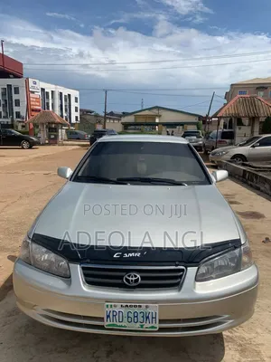 Toyota Camry 2002 Silver