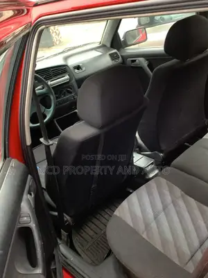 Volkswagen Golf 1999 Red