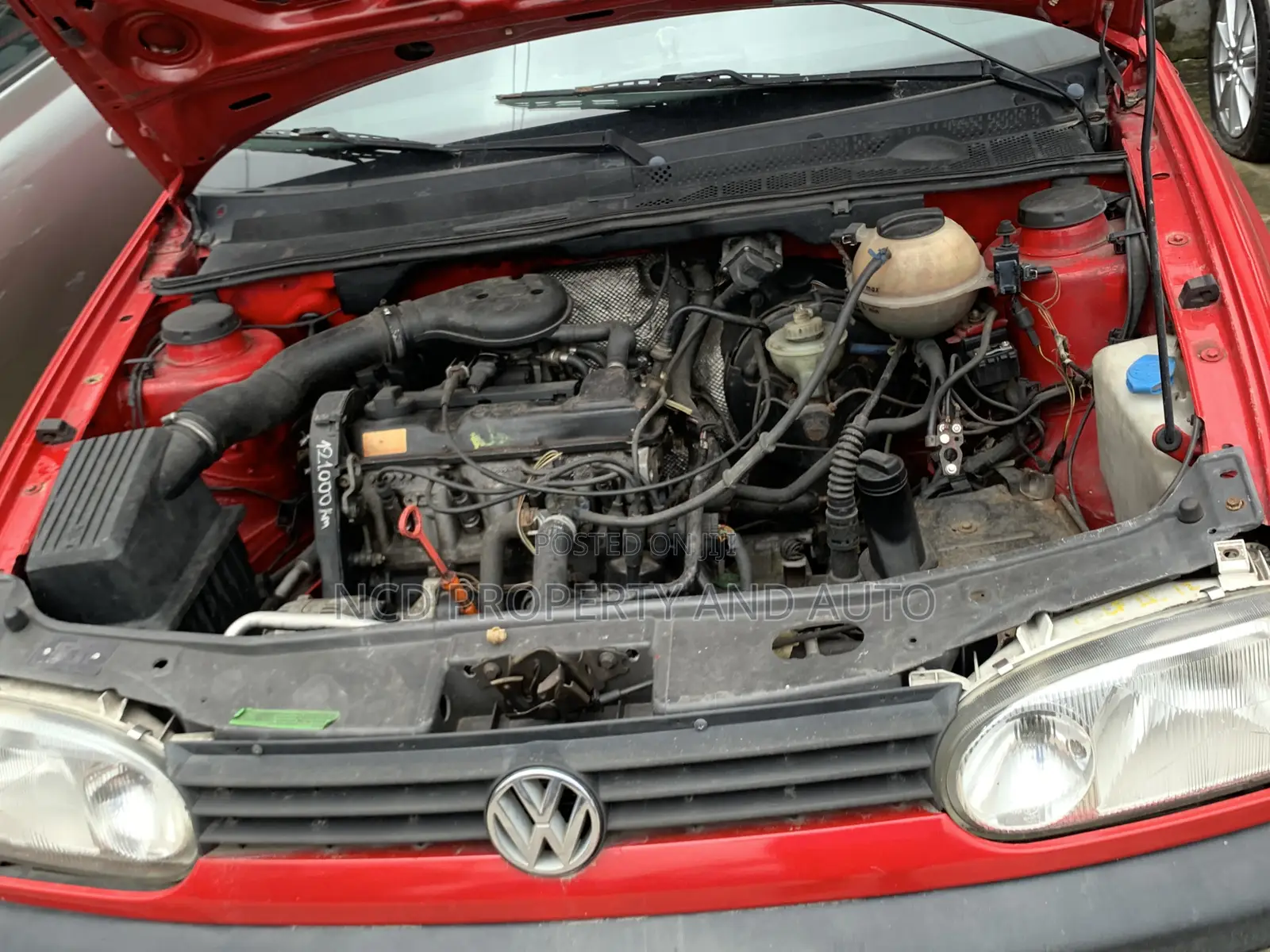 Volkswagen Golf 1999 Red