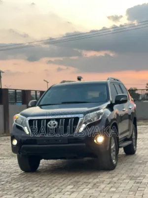 Toyota Land Cruiser Prado 2016 Black