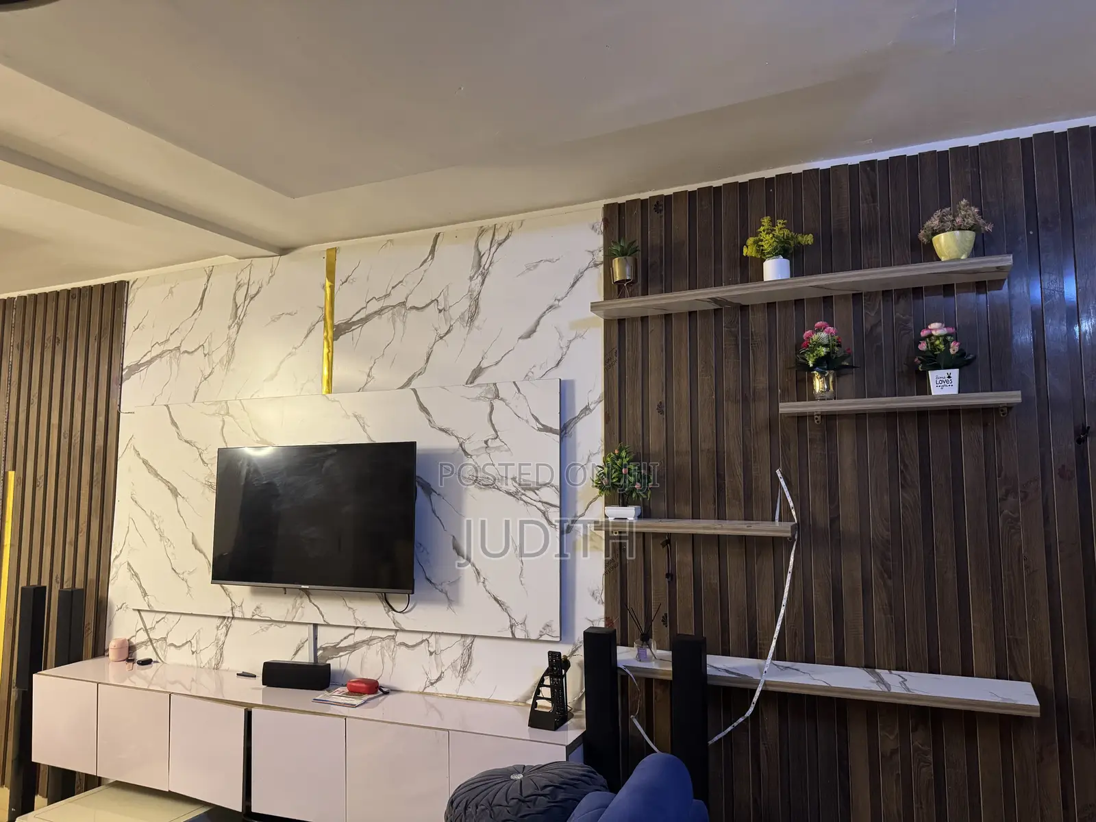 Strong TV Wall Mount