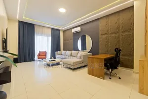 Luxury 1 Bedroom With a Rooftop Pool, PS5 and a Balcony