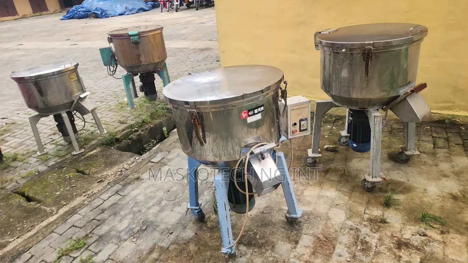 Plastic Mixer