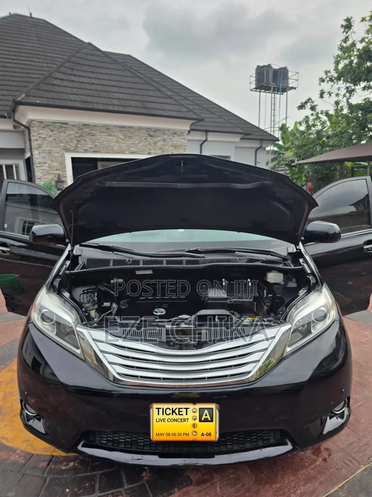 Toyota Sienna 2012 Black