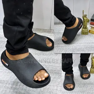 Quality Crocs Slide