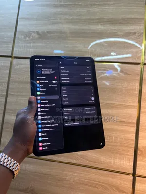 Apple iPad Pro 11 (2025) 512 GB Gray