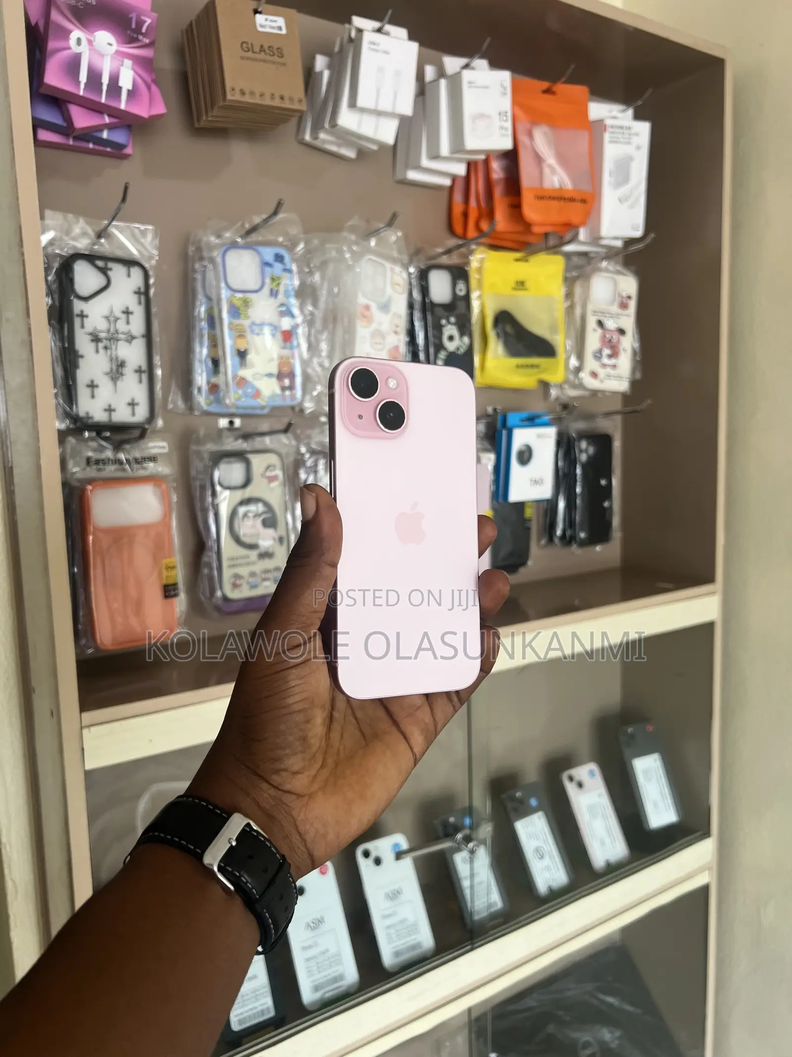 Apple iPhone 15 128 GB Pink