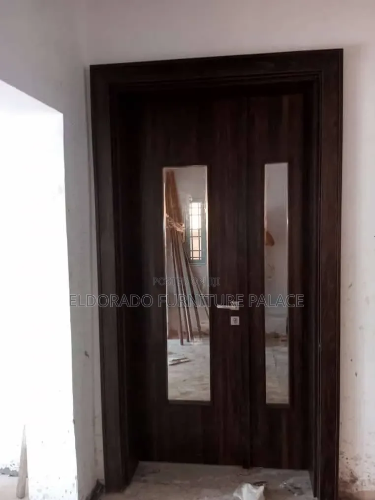 Strong Egger Board Doors With Fram