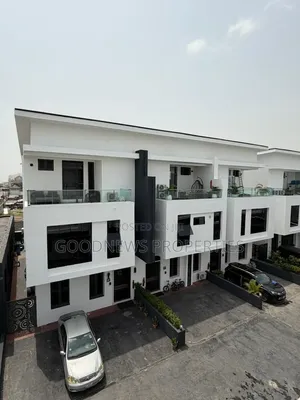 5bdrm Duplex in Victoria Island for sale