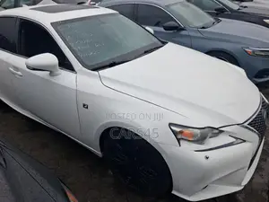 Lexus IS 2015 White