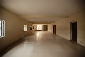 Commercial Building for Sale