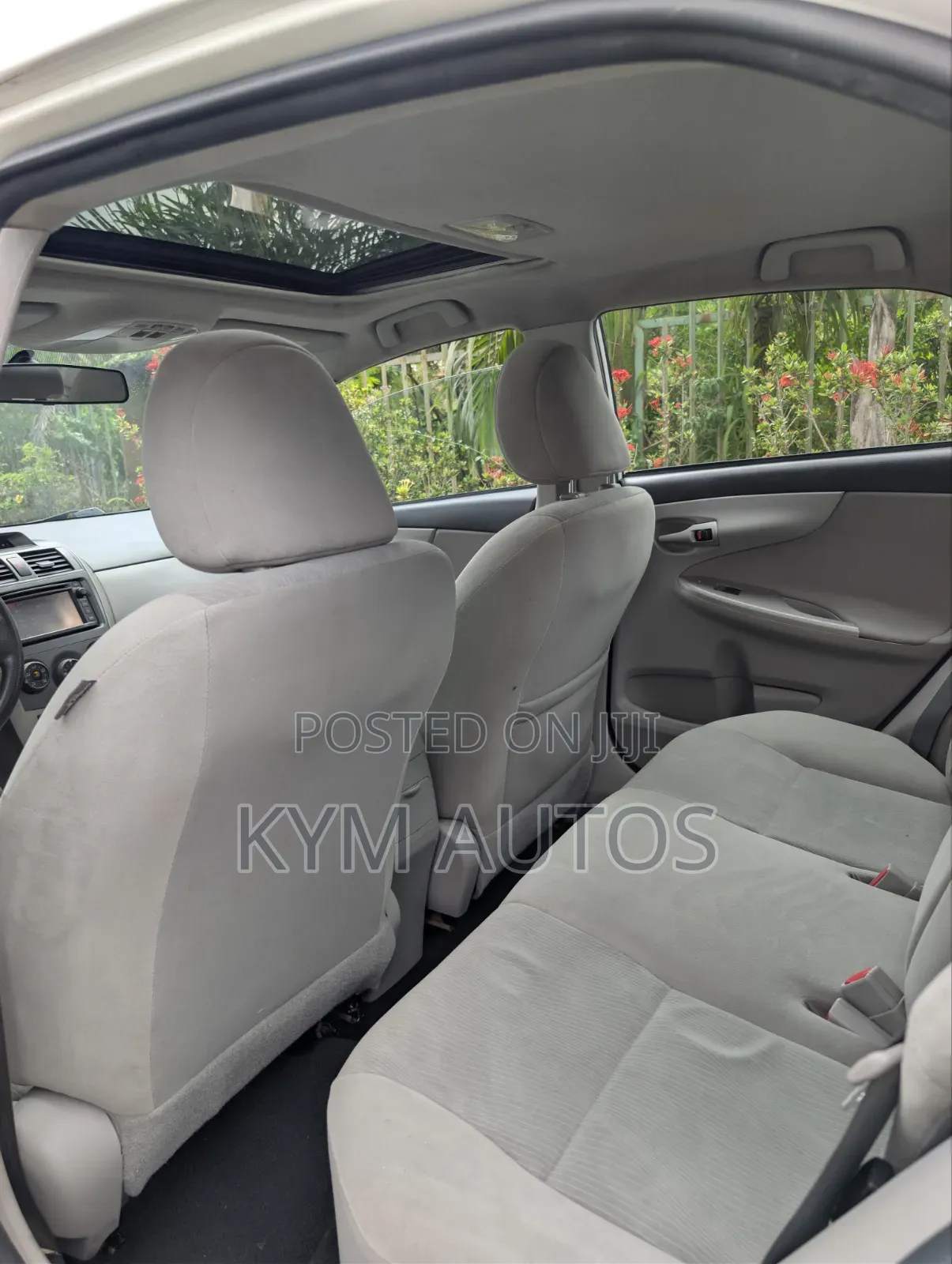Toyota Corolla 2013 White