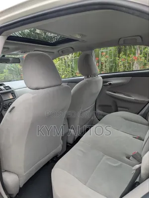 Toyota Corolla 2013 White