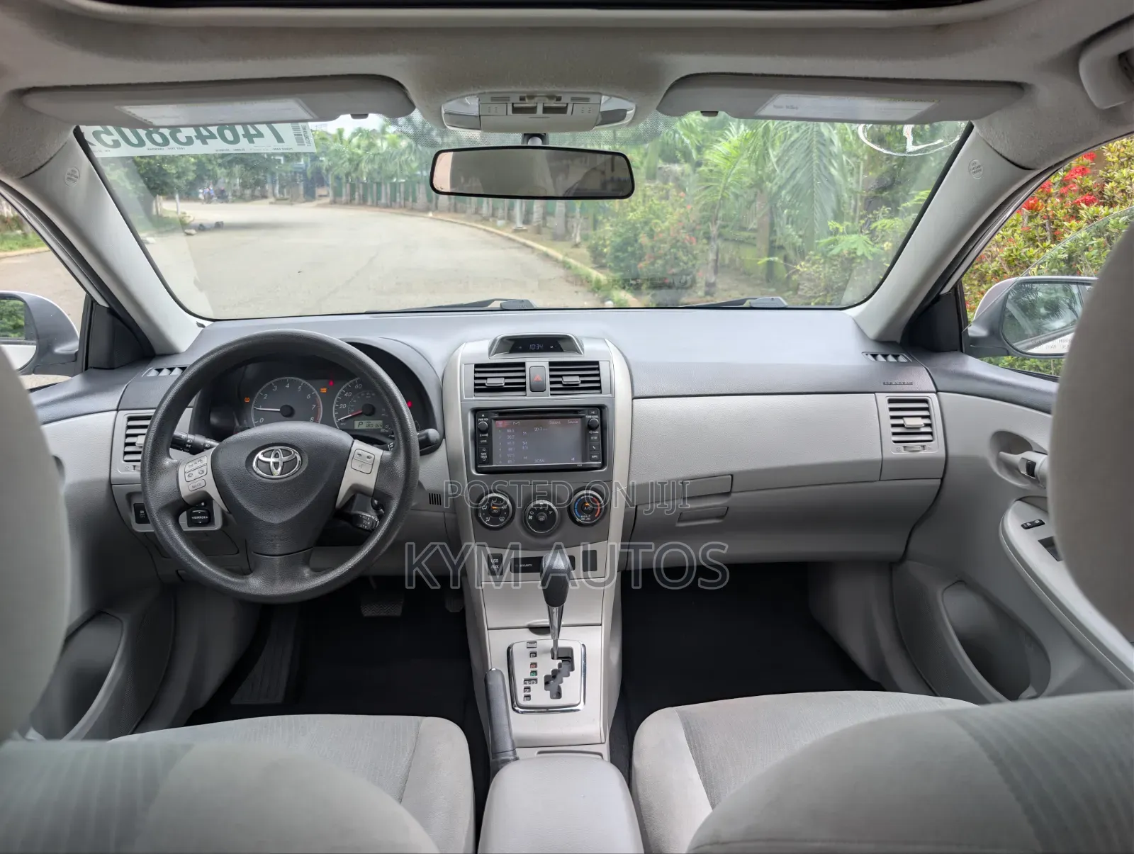 Toyota Corolla 2013 White