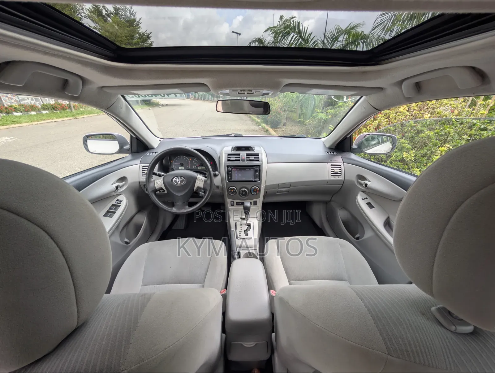 Toyota Corolla 2013 White