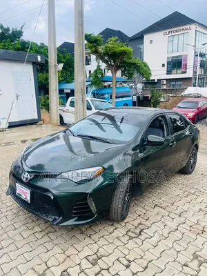 Toyota Corolla 2015 Green